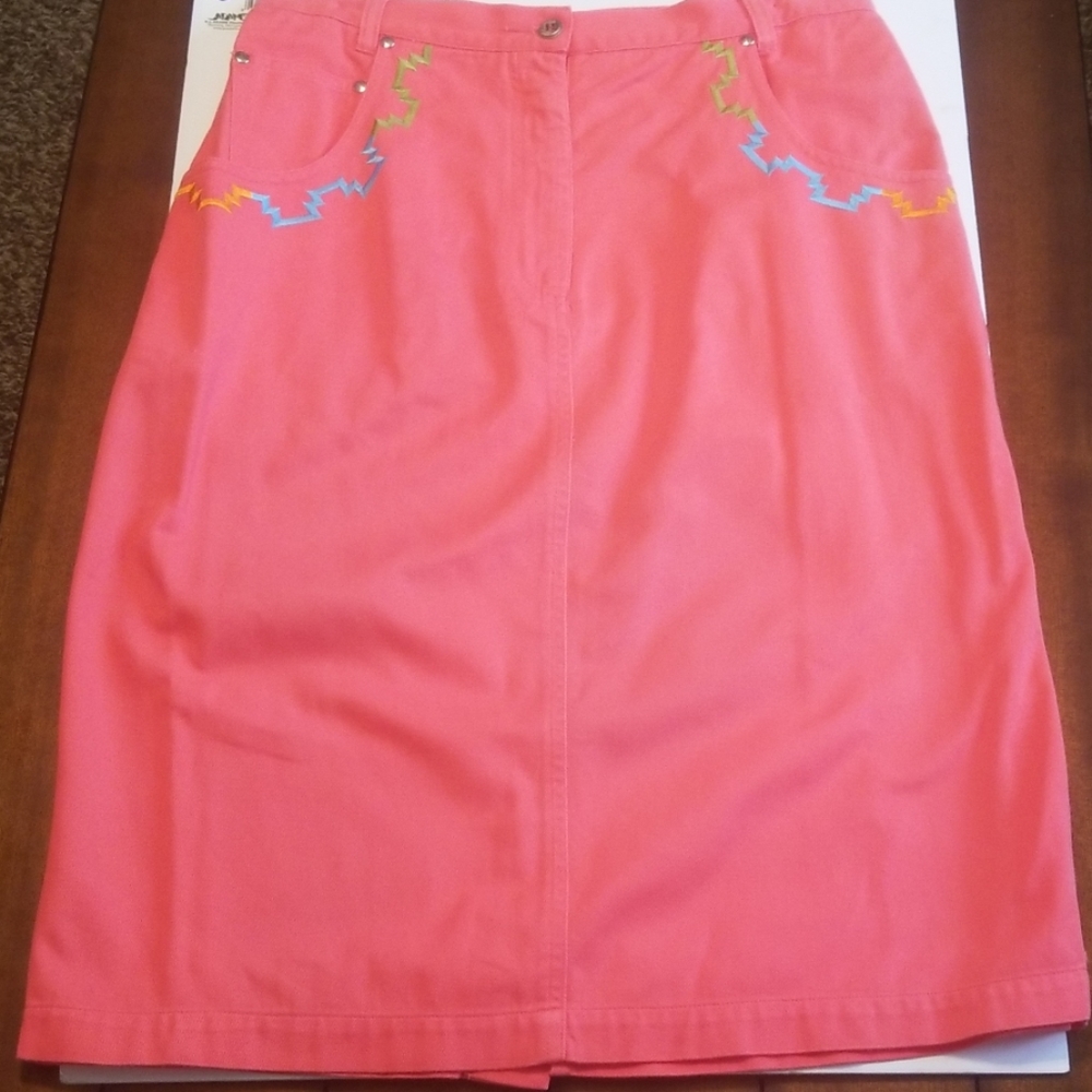 I.B. Diffusion pencil skirt/shirt